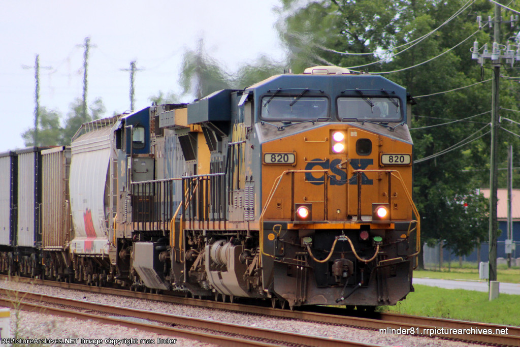 CSX 820